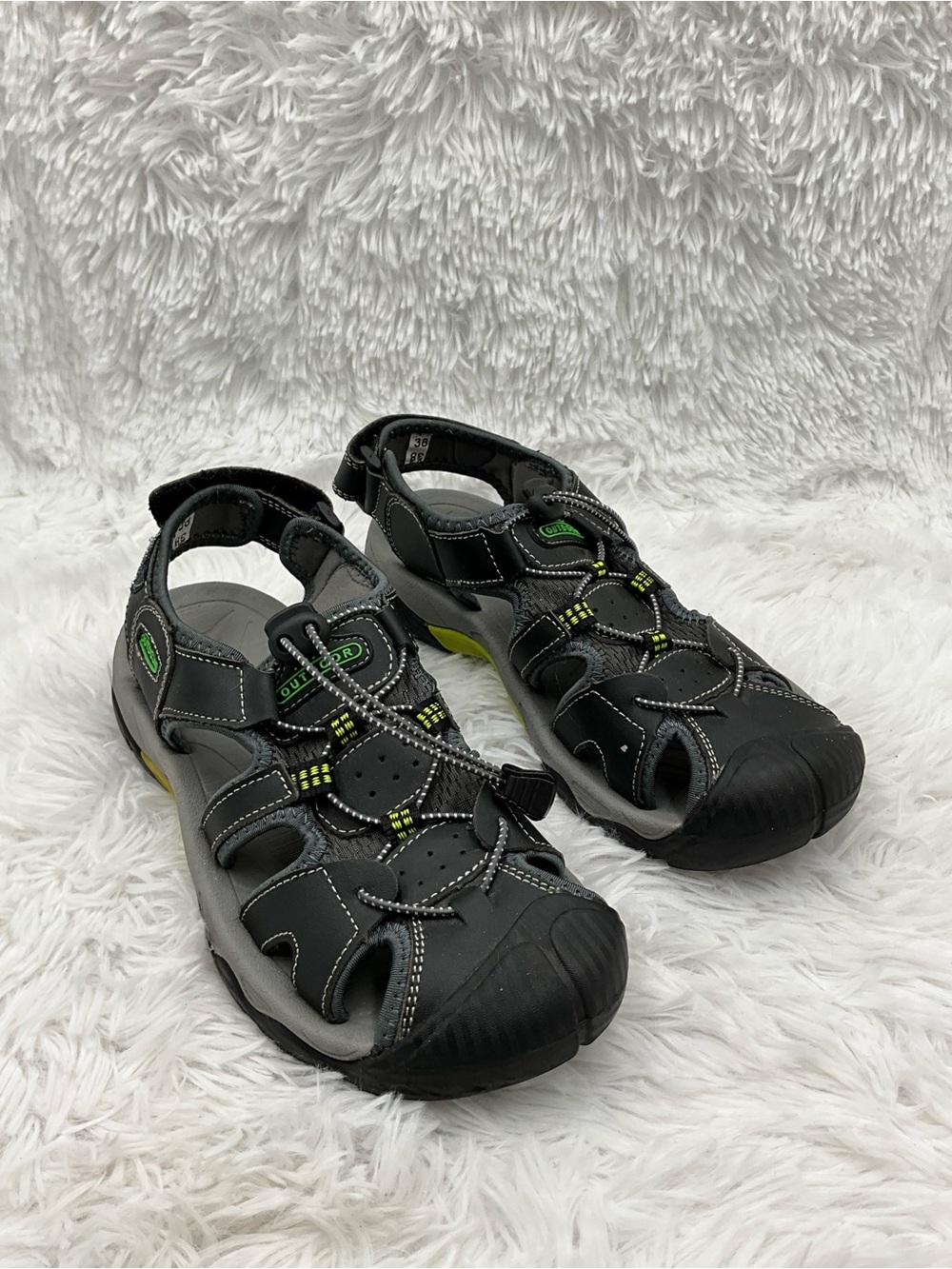 Outdoor Sport Sandals Size 38 ( US 8) Black Closed Toe with Lime Accents